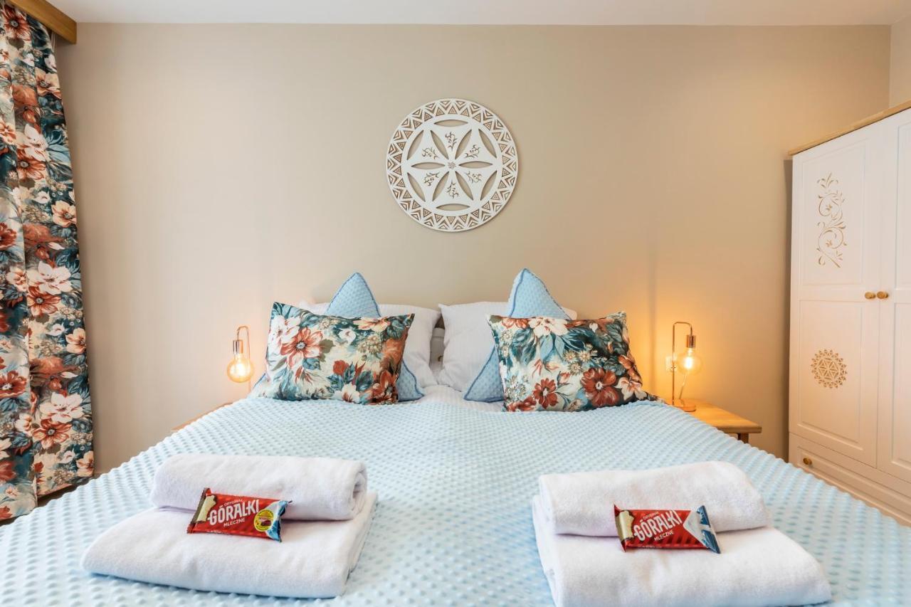 Bunia W Zakopanem Z Jacuzzi Apartment Luaran gambar