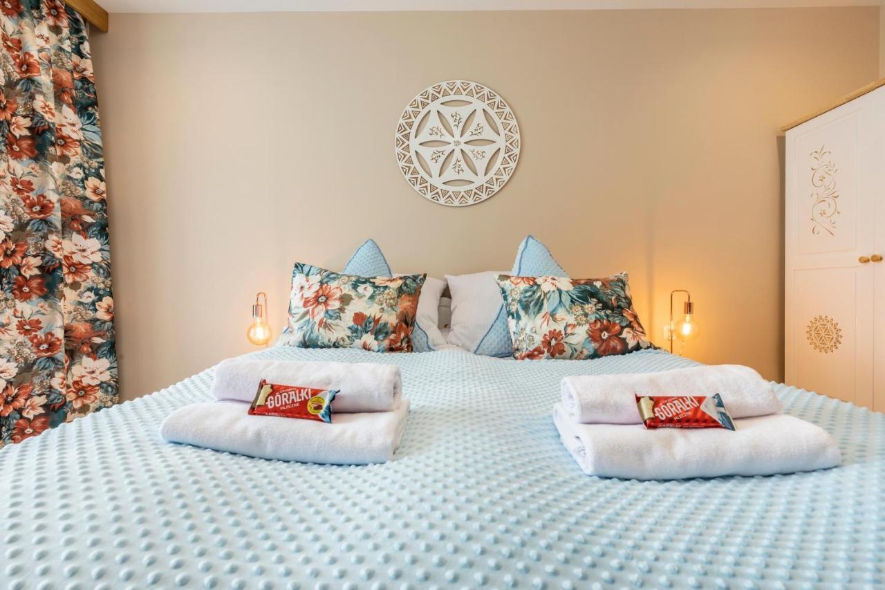 Bunia W Zakopanem Z Jacuzzi Apartment Luaran gambar